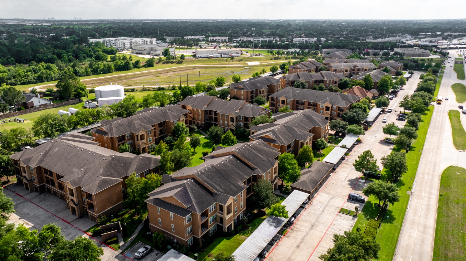 Property Aerial — 320 Units